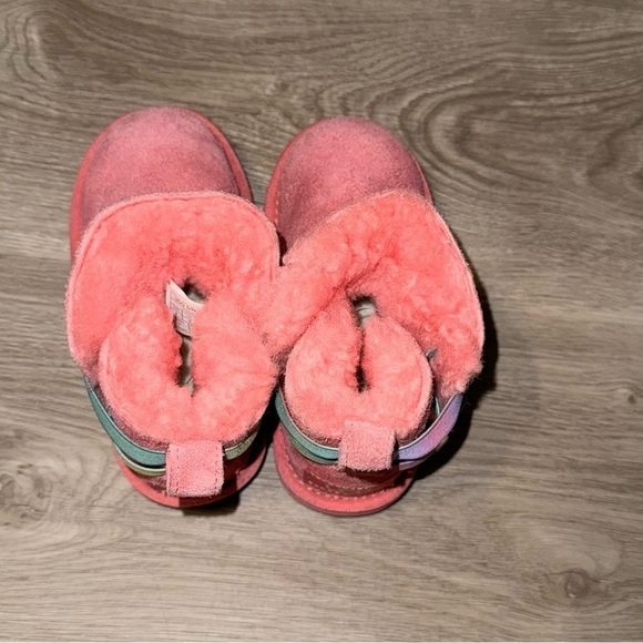 Kid's UGG Boots Pink Mini Short Uggs with cute Pastel Rainbow Watercolor Straps - Picture 5 of 10